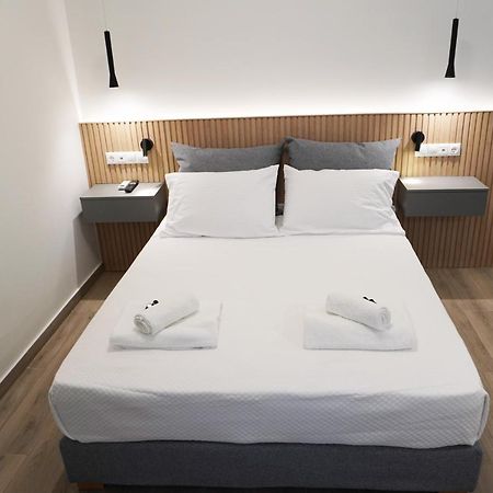 Platon Stylish Apartment Aten Exteriör bild