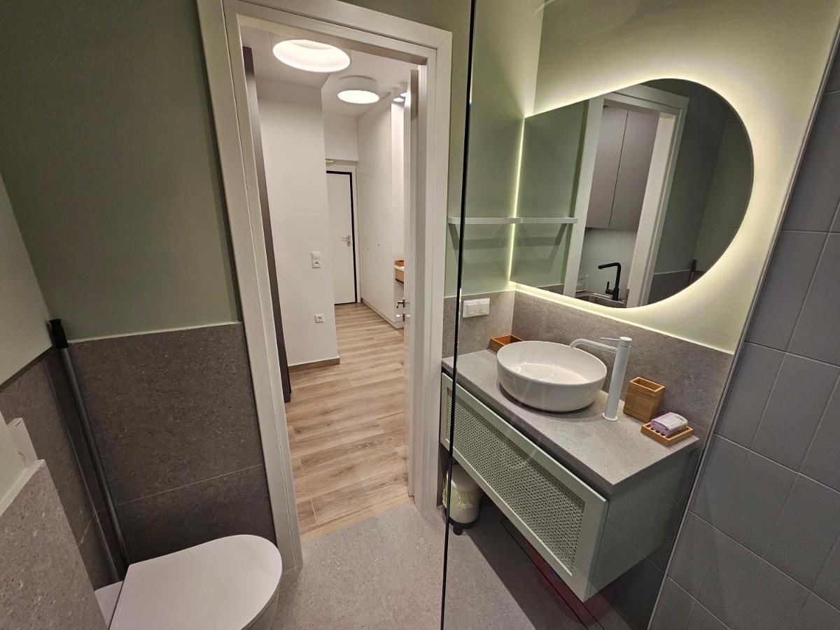 Platon Stylish Apartment Aten Exteriör bild